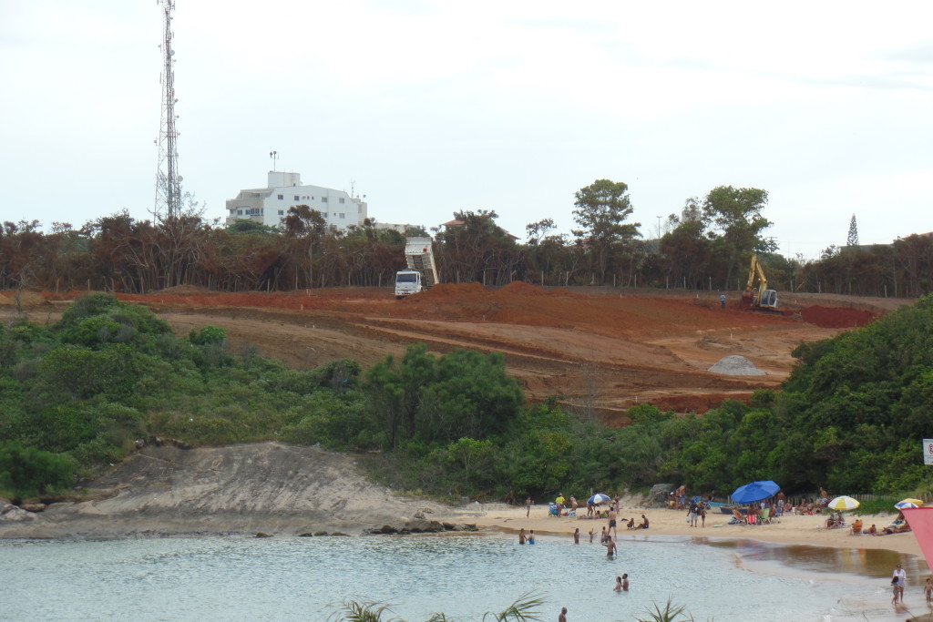 SAM 6265 - Sem obras públicas, Praia de Bacutia perde certificado internacional