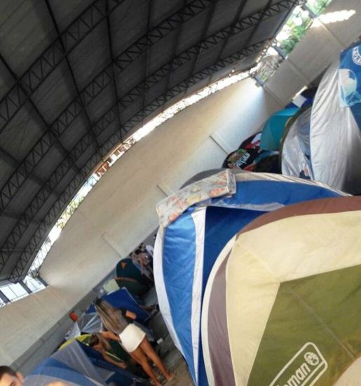 alojamento cancun - Rede hoteleira critica hospedagem em alojamentos de evento universitário em Guarapari