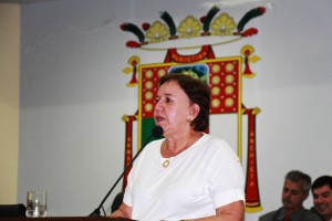 VEREADORA não aprova o aumento da suplementação proposto pelo executivo.