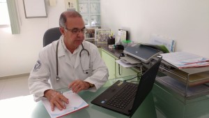 DR. GILBERTO Neves de Araújo. CRM 1054-ES.