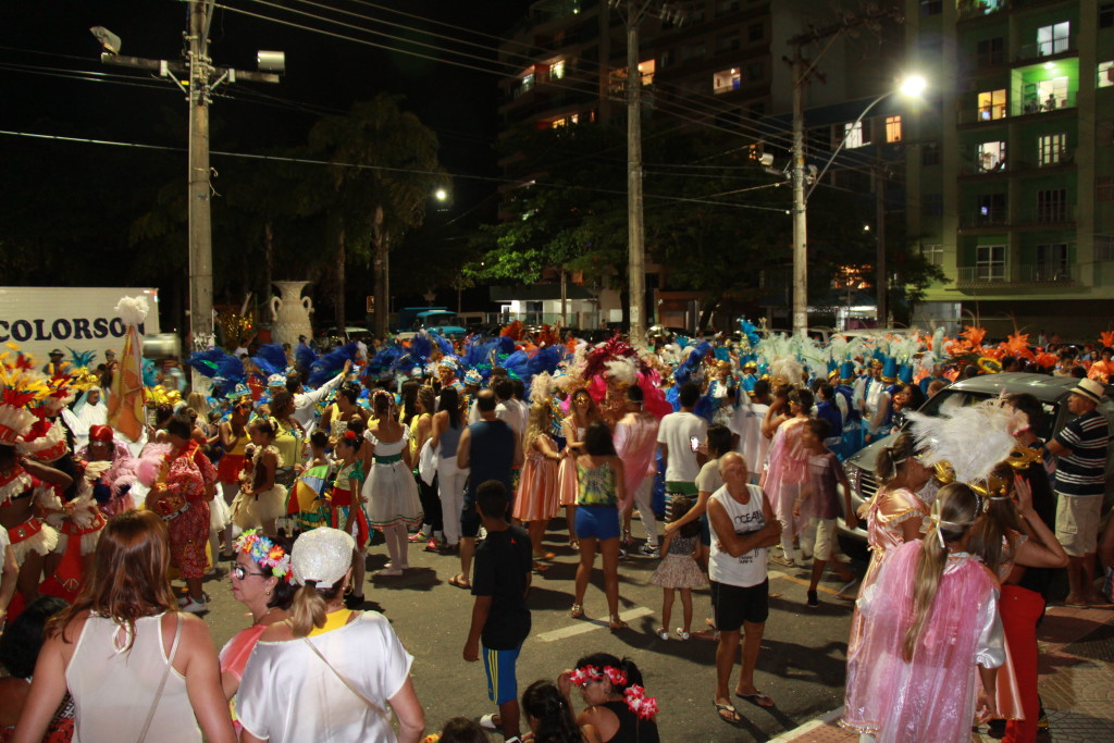 O carnaval de Guarapari terá esquema de segurança com Exército, PM e segurança privada.