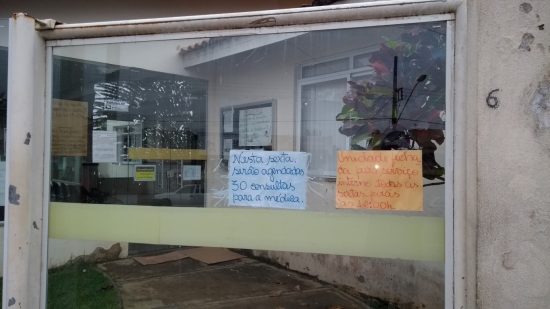 IMG 20170522 162026429 Medium - Unidade de Saúde de Perocão: esgoto na rua e prejuízo para comerciantes