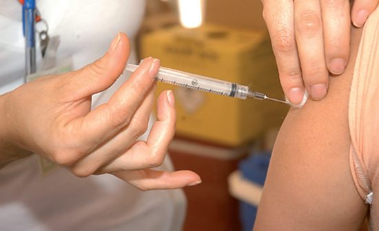 Ministro libera vacina contra gripe para todas as faixas etárias, mas Guarapari ainda não adere