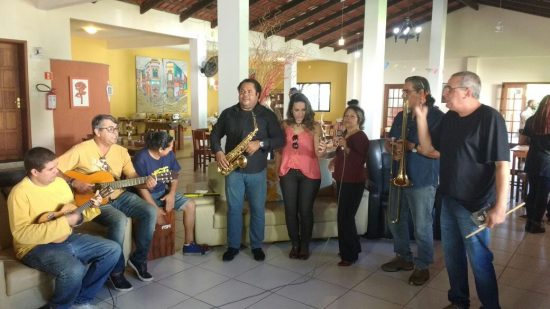 Café apresenta artistas locais do evento Esquina da Cultura