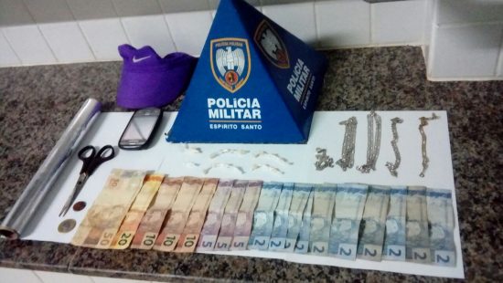 17 Pedras em Itapebussu - Fim de semana: suspeitos detidos, armas e drogas apreendidas pela PM em Guarapari