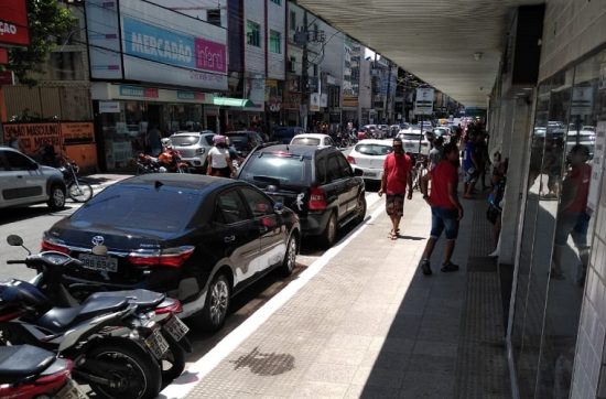 WhatsApp Image 2018 12 22 at 13.56.02 - Próximo ao Natal, moradores de Guarapari se dividem entre as lojas e as praias