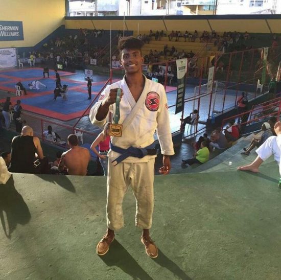 Celso Neto - Atleta de Guarapari busca superação em campeonato internacional