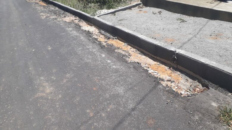 rua sta monica asfalto novo 1 - Em Guarapari, ruas de Santa Mônica se encheram de buracos semanas após interrupção das obras