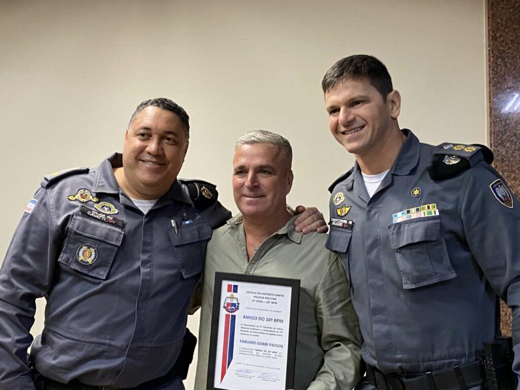 Major Cavatti Fabiano Gobbi e Tenente Cel Palaoro - Polícia Militar comemora os 23 anos do 10º Batalhão, em Guarapari