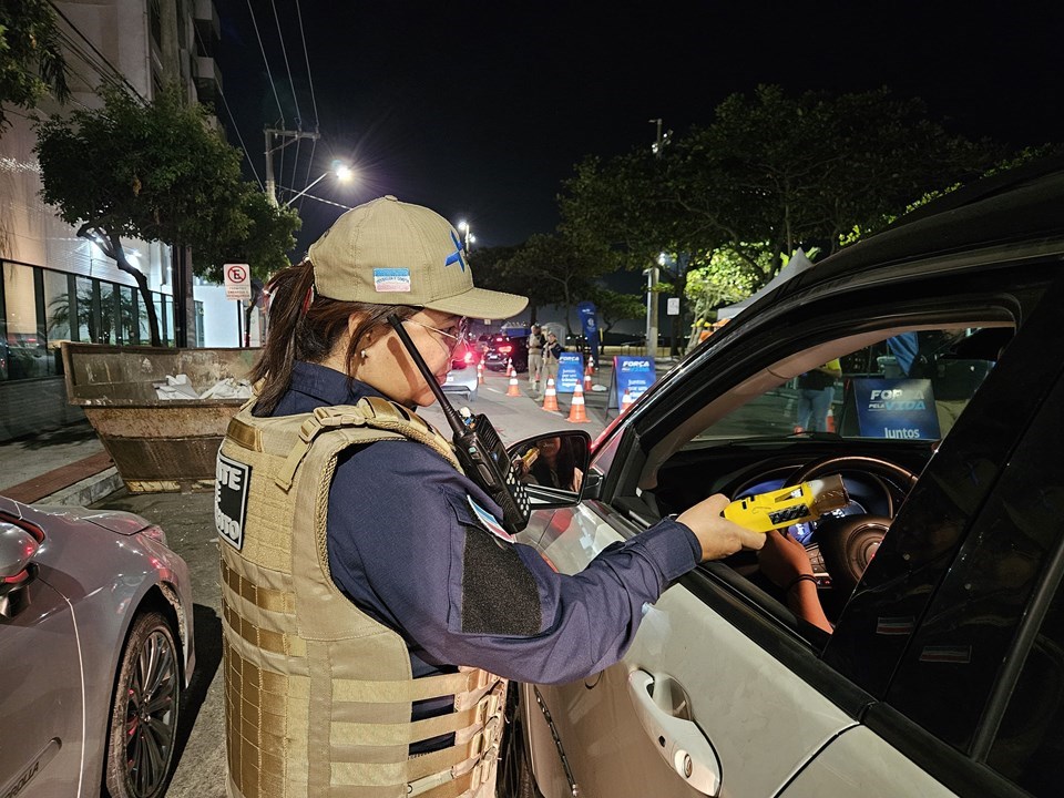 lei seca forca pela vida 7 1 - Blitz Lei Seca flagra 131 motoristas alcoolizados em todo Estado no fim de semana