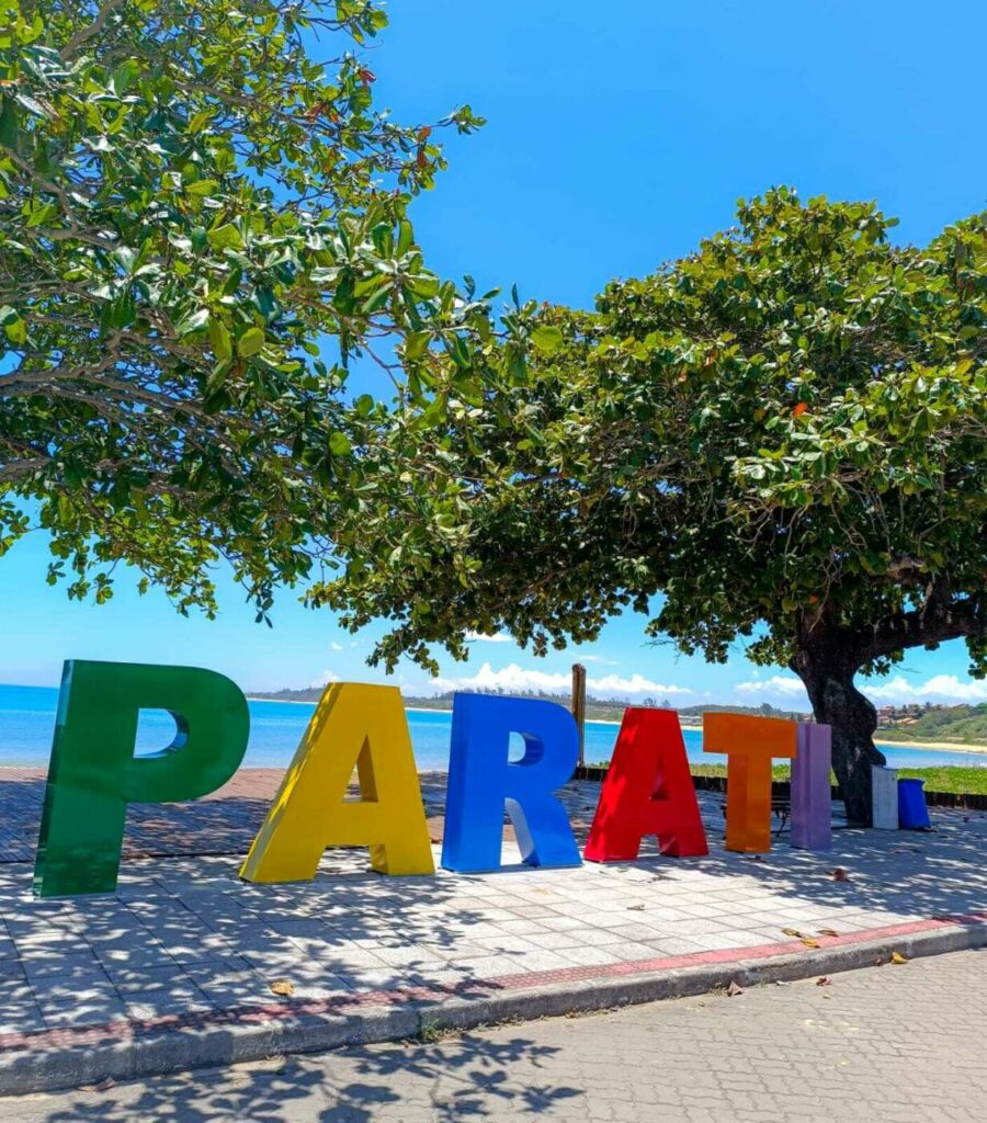 Parati letreiro Copia - Praia de Parati, em Anchieta, recebe Festival Paratíso: Artes Sensoriais neste fim de semana