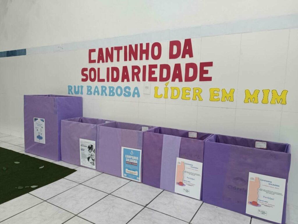 Rui Barbosa campanhas solidarias LEM 4 1536x1152 1 - Estudantes de Guarapari promovem campanhas solidárias para beneficiar a comunidade