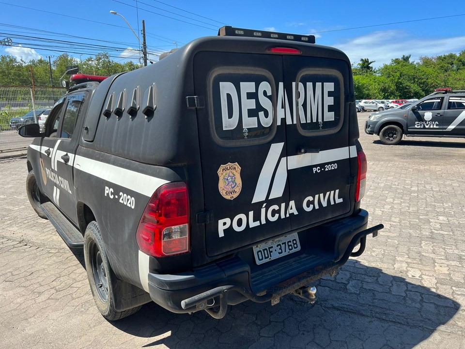 Policia Civil Desarme - Suspeito de vender armas e drogas para o crime organizado é preso em Guarapari