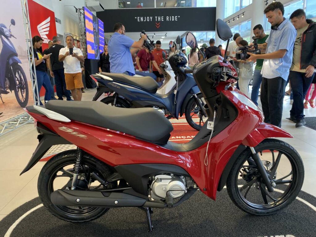 20240928 131137432 iOS - Moto Litoral celebra lançamento da nova Honda Biz 125 EX em Guarapari