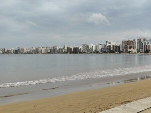 Praia do morro out 24 nuvem - Notícias de Guarapari, Alfredo Chaves e Anchieta