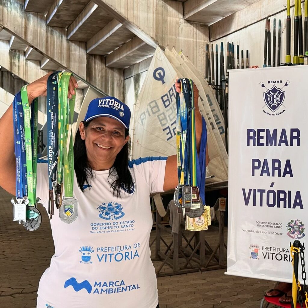 medalhas luciana lima - Paratleta de Guarapari supera desafios e se torna vice-campeã brasileira de remo