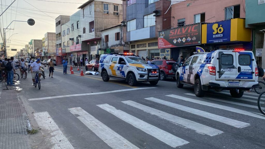 IMG 20241128 WA0022 - Pedestre morre após ser atropelado ao atravessar fora da faixa em Guarapari