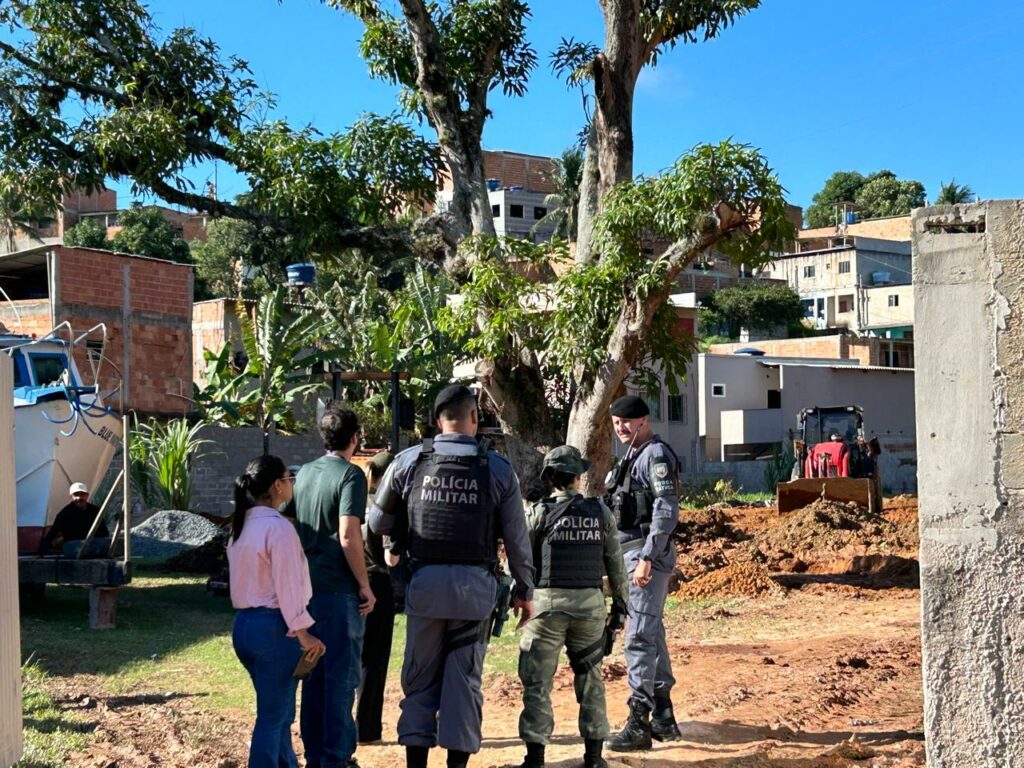 capa - Ministério Público realiza operação para impedir extração e aterro de mangue em Guarapari