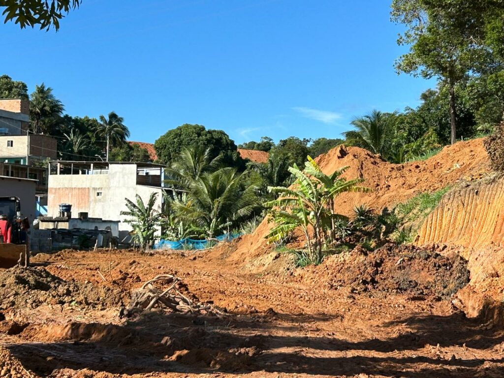 operacao mpes 3 - Ministério Público realiza operação para impedir extração e aterro de mangue em Guarapari