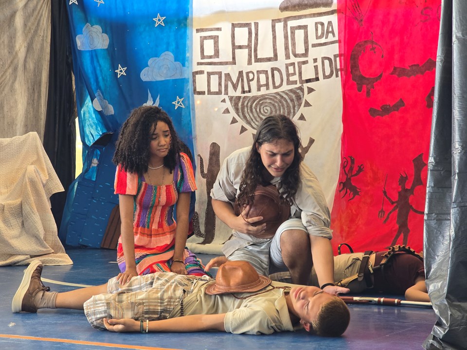 peca teatral - Estudantes de Guarapari apresentam peça baseada em ‘O Auto da Compadecida’