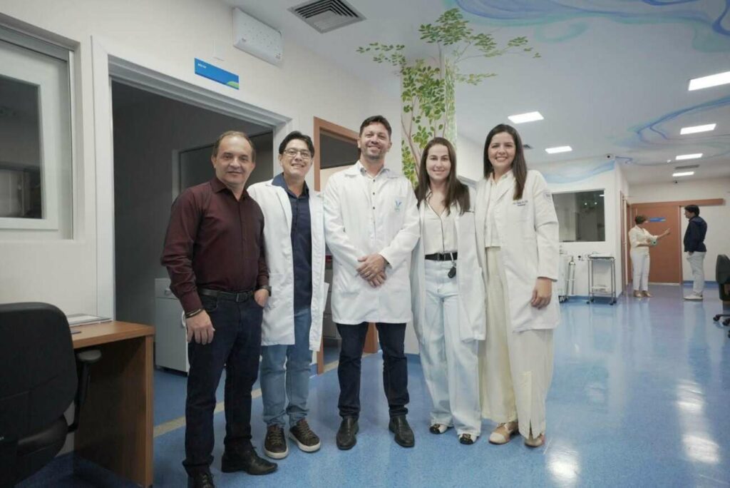 equipe medica - Primeira UTI pública de Guarapari homenageia médico pioneiro e reforça estrutura hospitalar do município