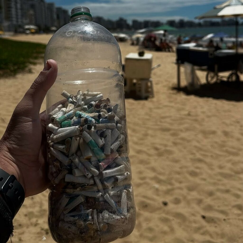 Limpeza praias - Operação Praias Limpas prepara Guarapari para o Carnaval com mutirão de limpeza