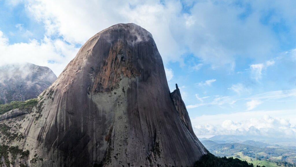 Pedra Azul - Destinos tranquilos no Espírito Santo são opção para escapar da folia do Carnaval