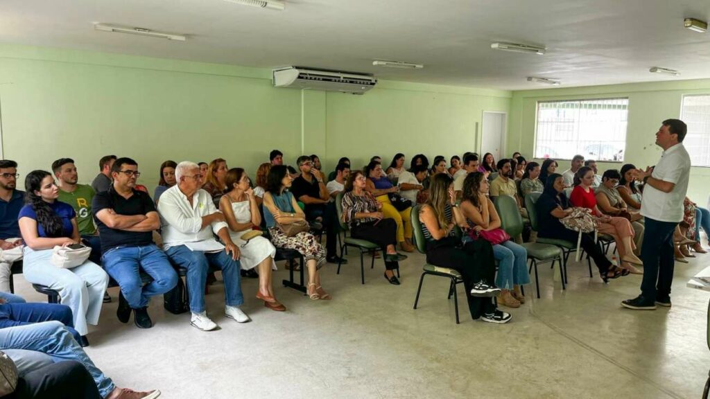 reuniao saude 12fev ferbek - Profissionais de saúde de Anchieta discutem melhorias no atendimento à população