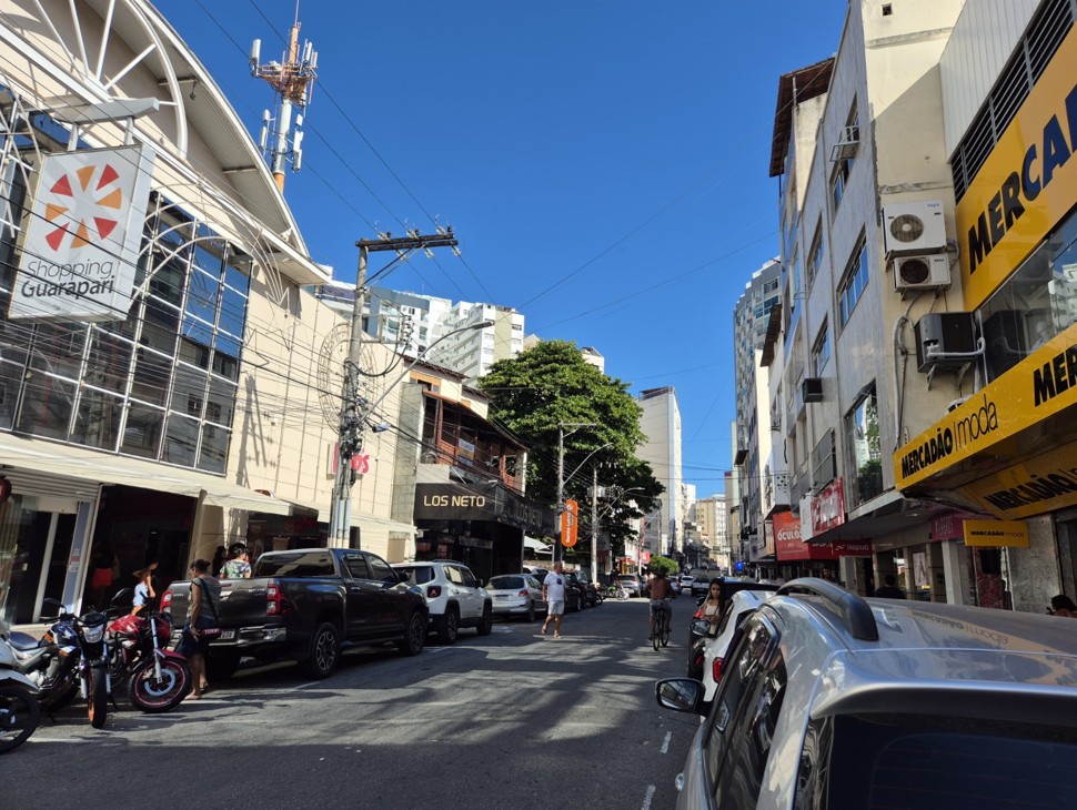 Comercio Centro lojas - Procon Guarapari realiza ação social para orientar consumidores sobre seus direitos