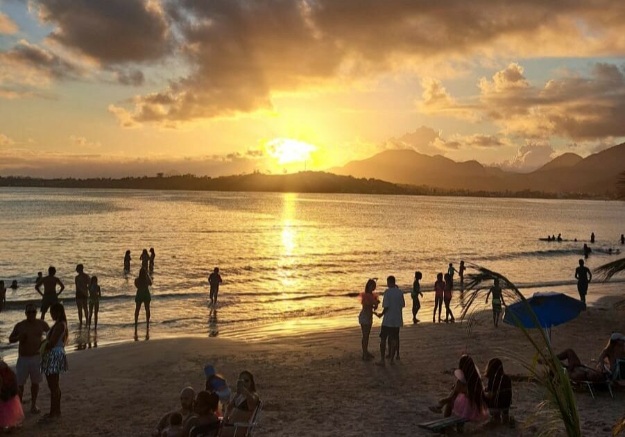 Guarapari praia sol