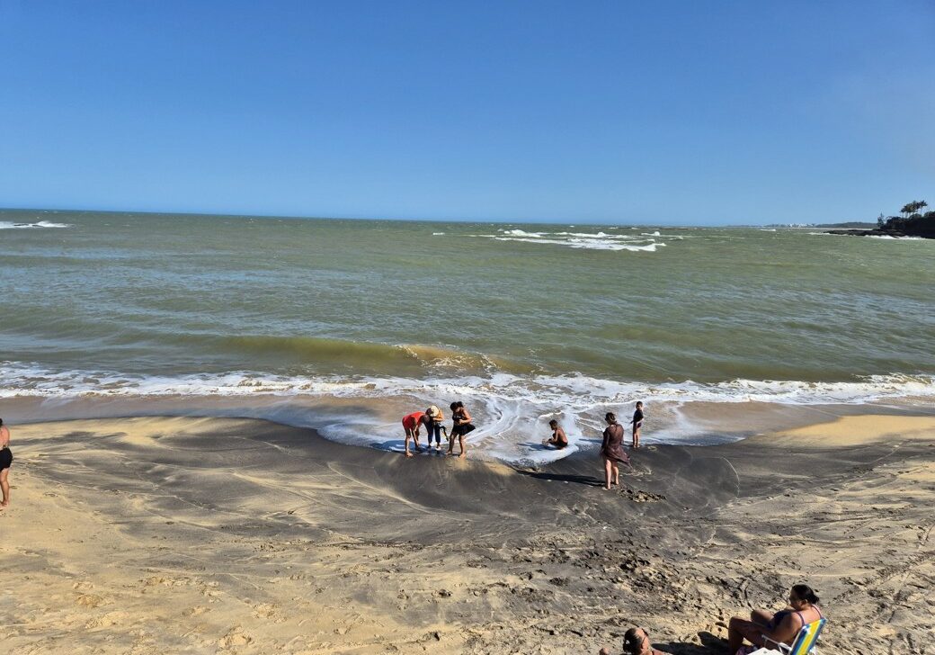 Praia da Areia Preta 2024