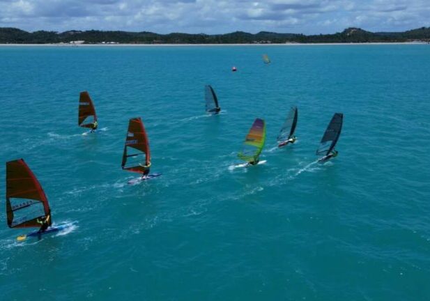 Windsurf vela