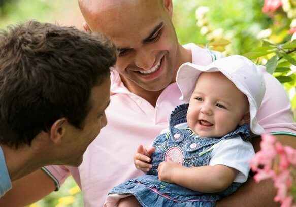 foto artigo adoção casais homoafetivos